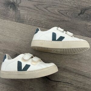 Veja Kids White and Gray Sneakers. Price not negotiable.